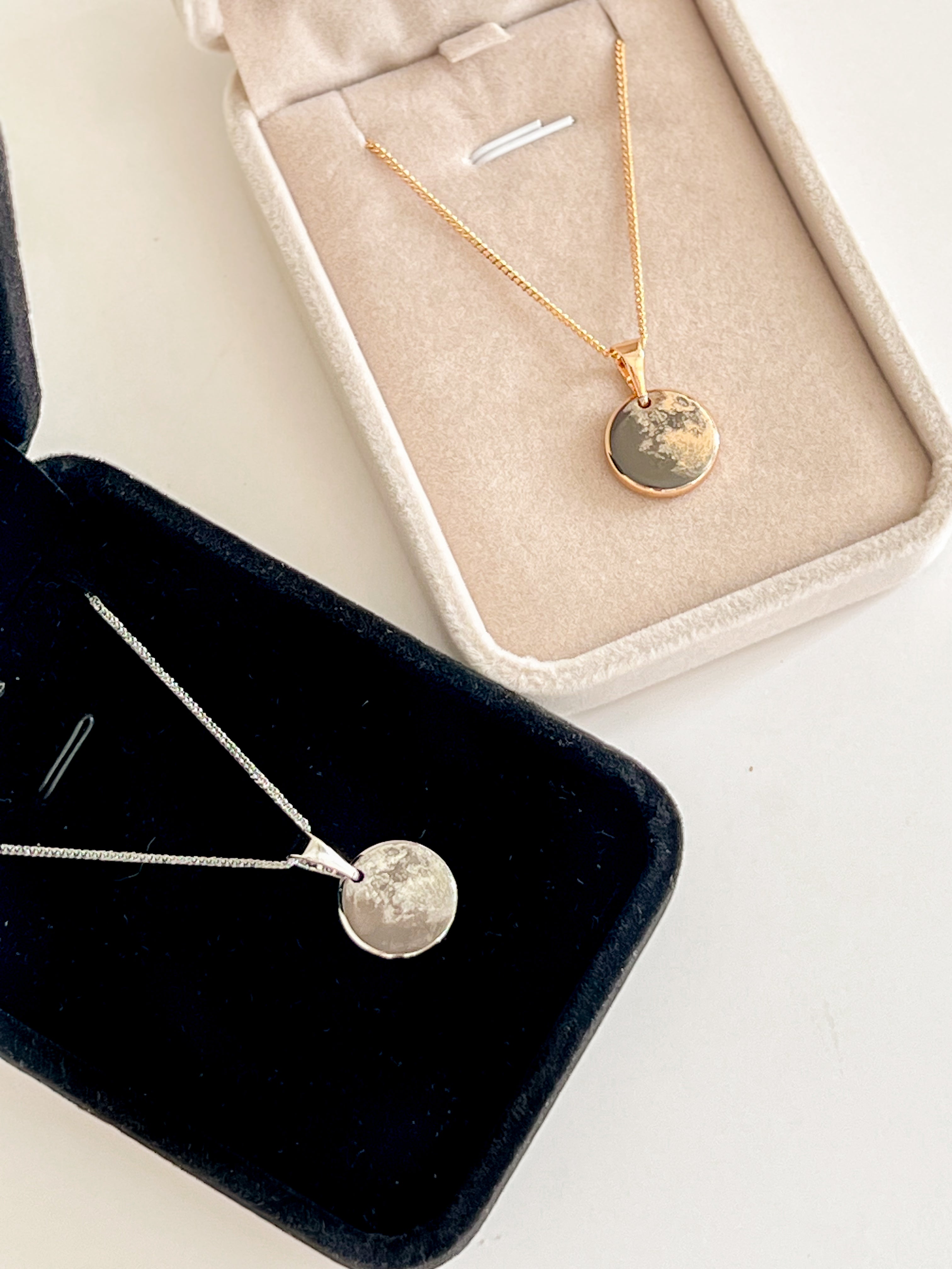 Pack Collares  "Moon Love"